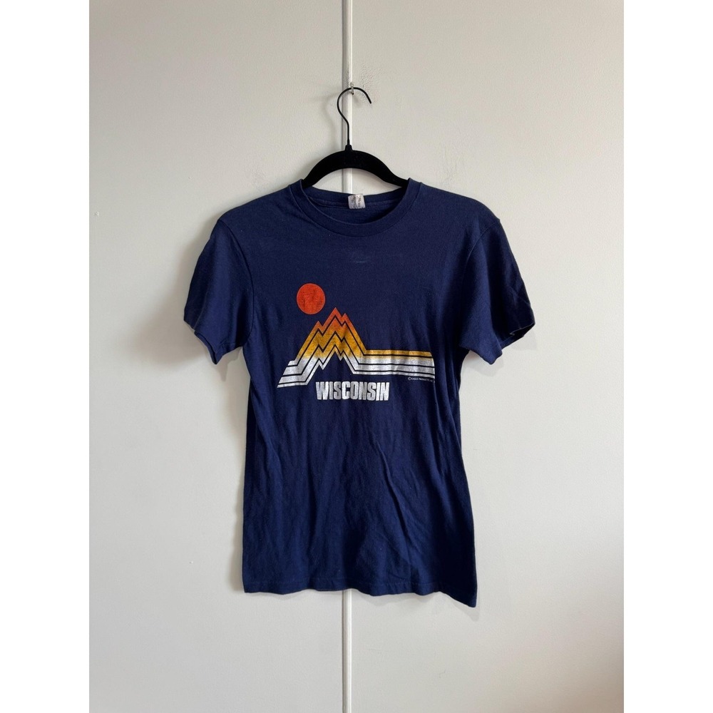 Vintage Wisconsin Mountains Shirt Womens XS Blue Hanes Graphic Tee T-Shirt‎